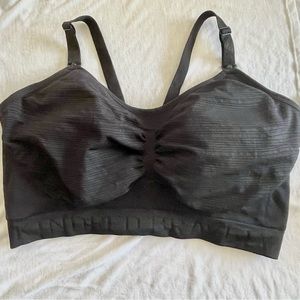 Kindred Bravely convertible sublime hands free pumping nursing bra